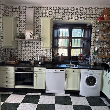 La Casona De Barganaz Βίλα Santiago Del Monte Εξωτερικό φωτογραφία